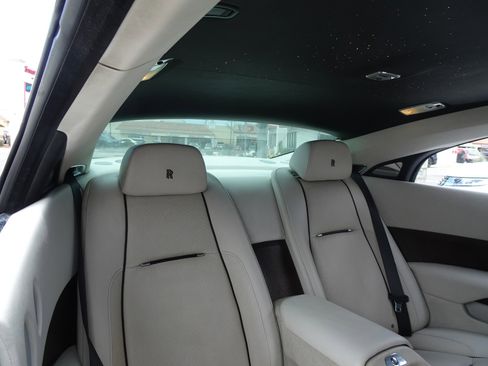Used 2014 Rolls-Royce Wraith RWD image 14
