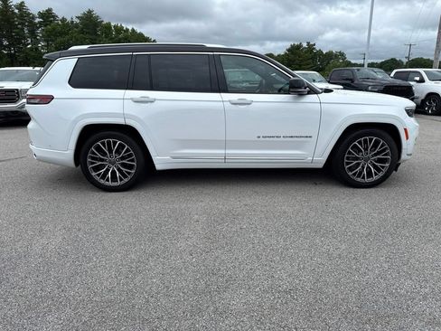 Certified 2023 Jeep Grand Cherokee L Summit AWD/4WD image 6