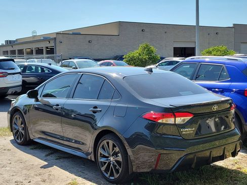 Used 2025 Toyota Corolla SE FWD image 6