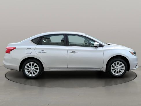 Used 2017 Nissan Sentra S FWD image 8