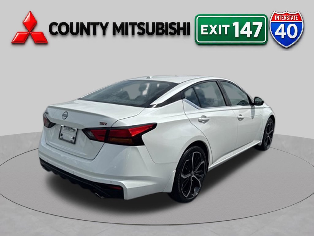 Used 2024 Nissan Altima 2.5 SR FWD image 4