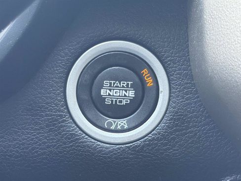 Used 2024 RAM 2500 Laramie w/ Safety Group AWD/4WD image 23