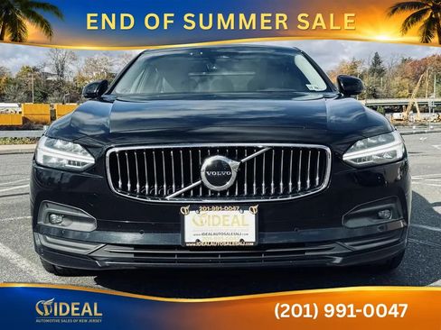 Used 2023 Volvo S90 B6 Plus AWD/4WD image 5