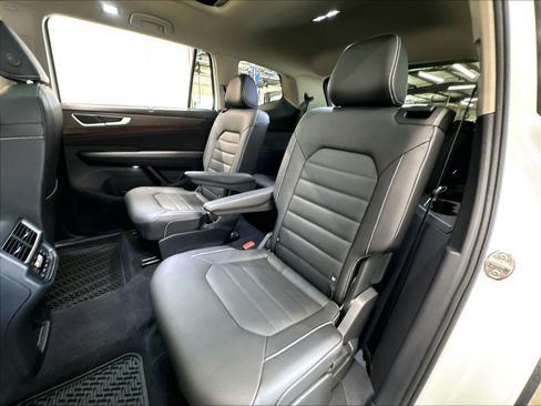 Certified 2026 Volkswagen Atlas SEL AWD/4WD image 25