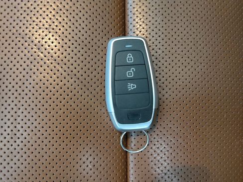 Used 2017 Jeep Grand Cherokee Summit AWD/4WD image 32