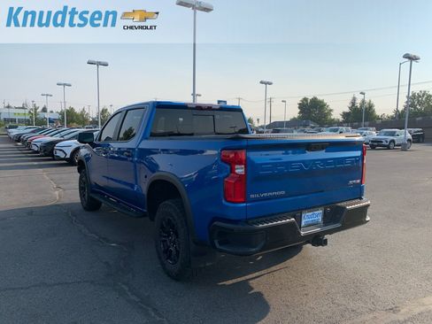 Used 2022 Chevrolet Silverado 1500 ZR2 w/ Technology Package AWD/4WD image 5