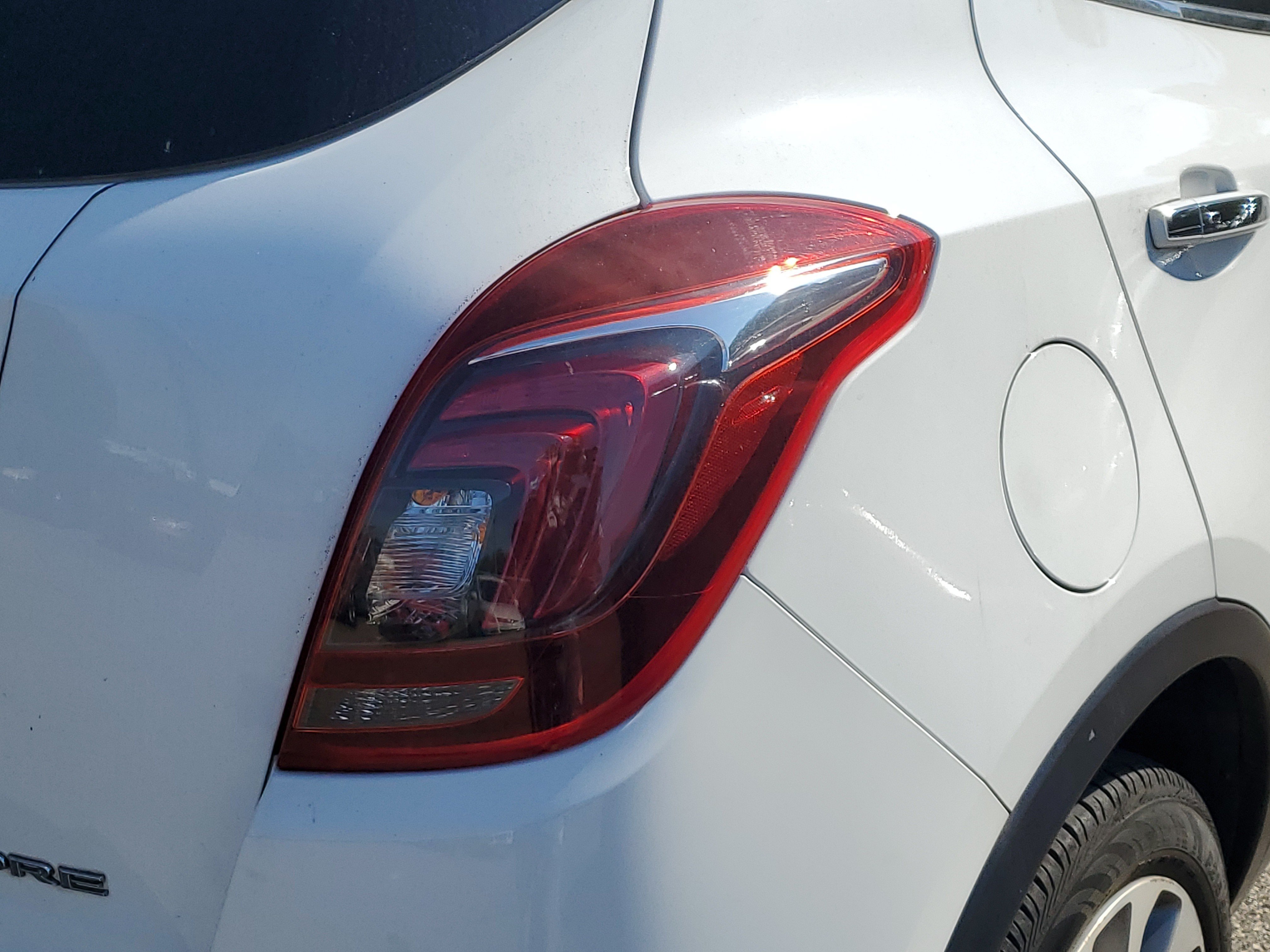 Used 2019 Buick Encore Preferred FWD image 8