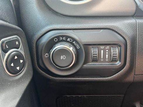 Used 2020 Jeep Wrangler Unlimited Sport S AWD/4WD image 12