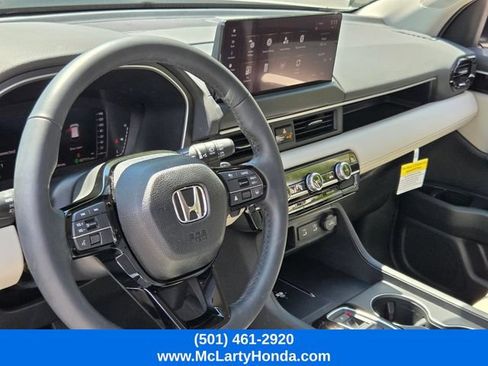 Certified 2026 Honda Pilot EX-L image 10