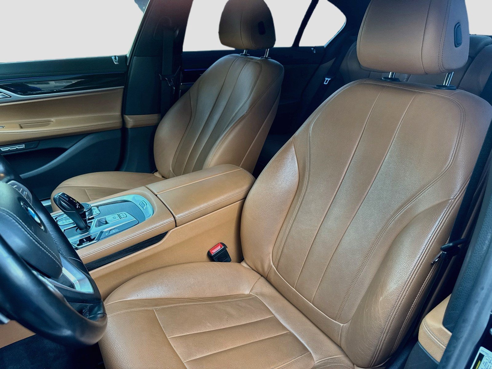 Used 2018 BMW 740i RWD image 14