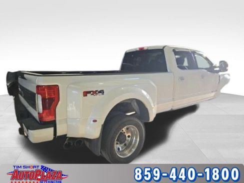 Used 2019 Ford F450 Limited image 3