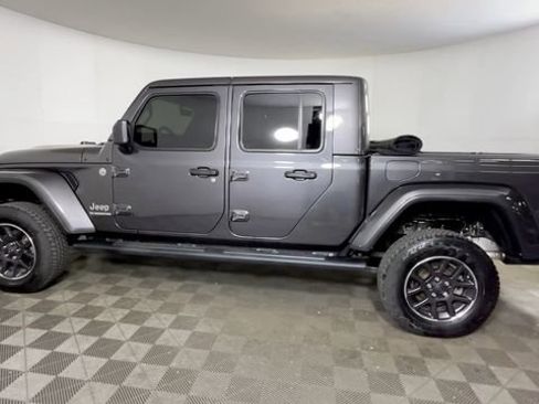 Used 2021 Jeep Gladiator Overland w/ Uconnect 4C Nav & Sound Group AWD/4WD image 9