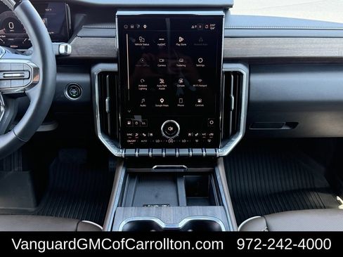 New 2026 GMC Acadia Denali Ultimate w/ LPO, Floor Liner Package AWD/4WD image 13