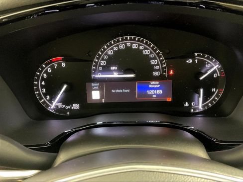 Used 2019 Cadillac XT5 Luxury AWD/4WD image 14