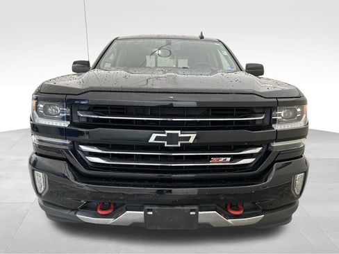 Used 2018 Chevrolet Silverado 1500 LTZ Z71 w/ Redline Edition image 10