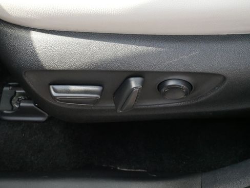 Used 2024 Toyota Grand Highlander AWD image 20
