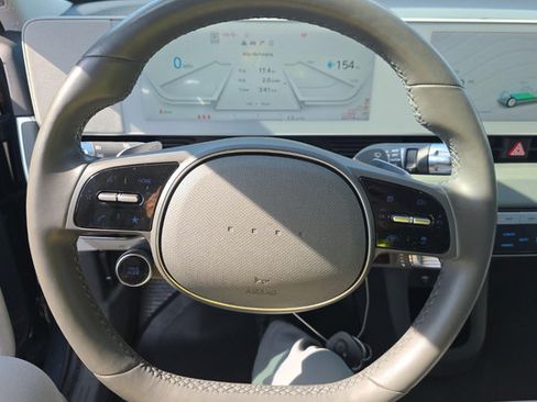 Used 2023 Hyundai Ioniq 5 Limited AWD/4WD image 7