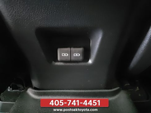 Used 2023 Toyota RAV4 SE AWD/4WD image 24