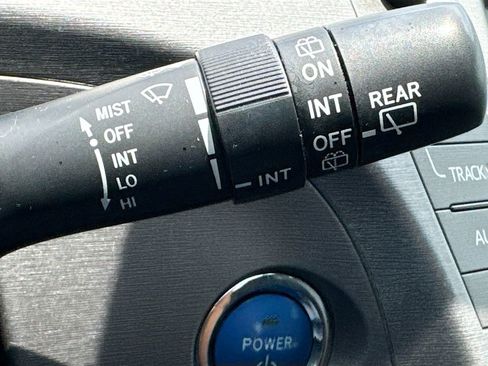 Used 2014 Toyota Prius Five w/ Preferred Accessory Package FWD image 13