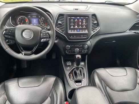 Used 2023 Jeep Cherokee Altitude Lux image 3