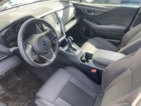Used 2021 Subaru Outback Premium image 9