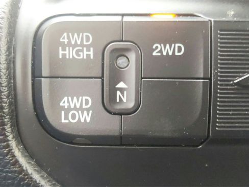 Used 2024 RAM 2500 Big Horn image 27