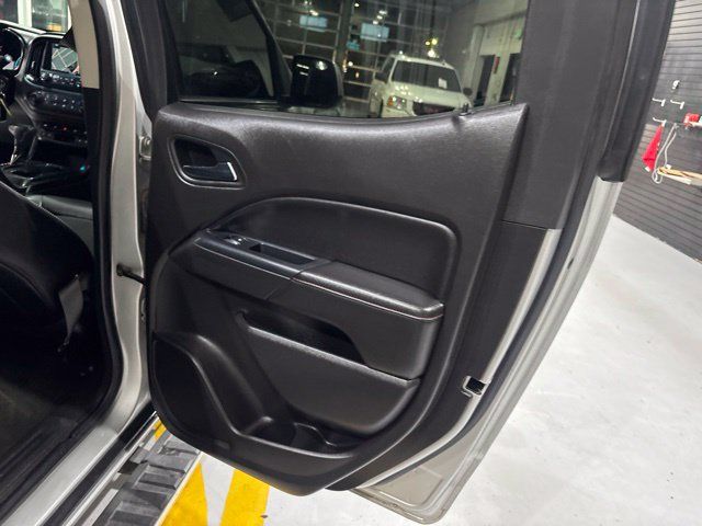 Used 2017 GMC Canyon SLE w/ All Terrain Package AWD/4WD image 34