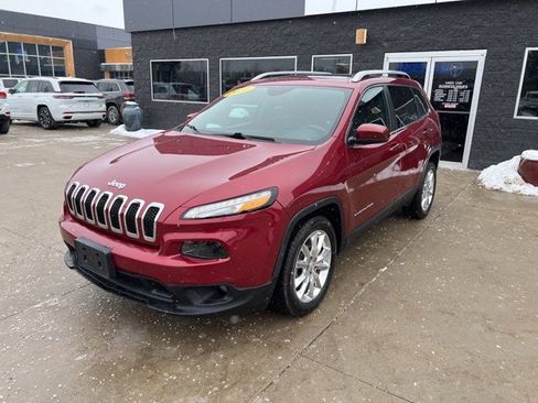Certified 2017 Jeep Cherokee Limited image 3