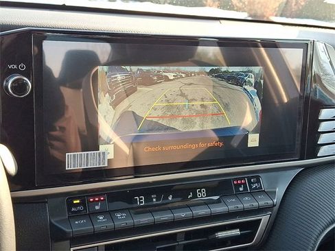 Certified 2025 Toyota Camry SE image 18