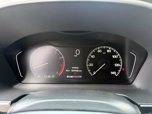 Used 2025 Honda Pilot EX-L image 4