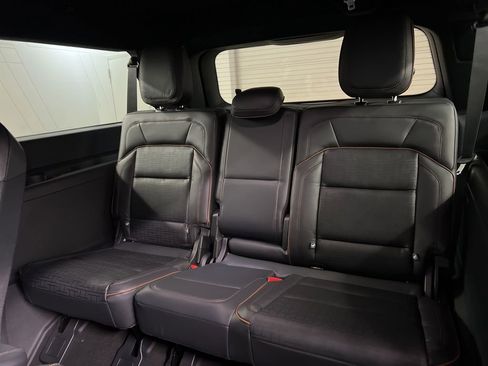 New 2026 Lincoln Navigator L Black Label AWD/4WD image 35