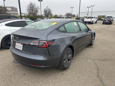 Used 2023 Tesla Model 3 Standard Range image 5