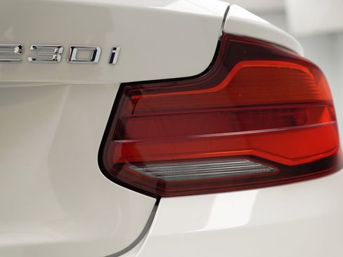 Used 2019 BMW 230i xDrive Coupe w/ Convenience Package image 11