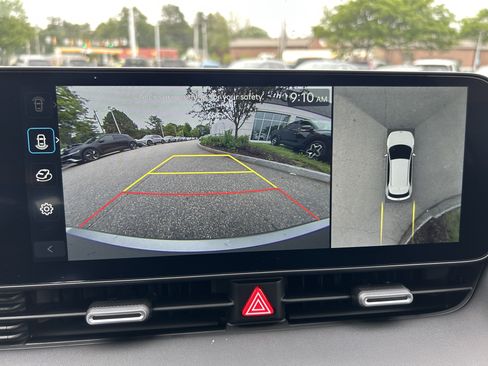 New 2025 Hyundai Ioniq 5 Limited image 25