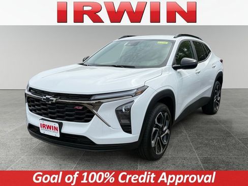 Certified 2024 Chevrolet Trax RS FWD image 1