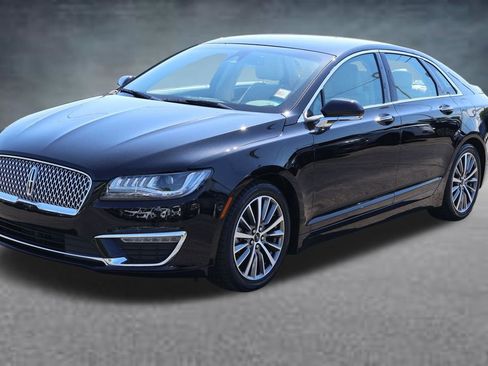 Used 2020 Lincoln MKZ w/ Convenience Package FWD image 26