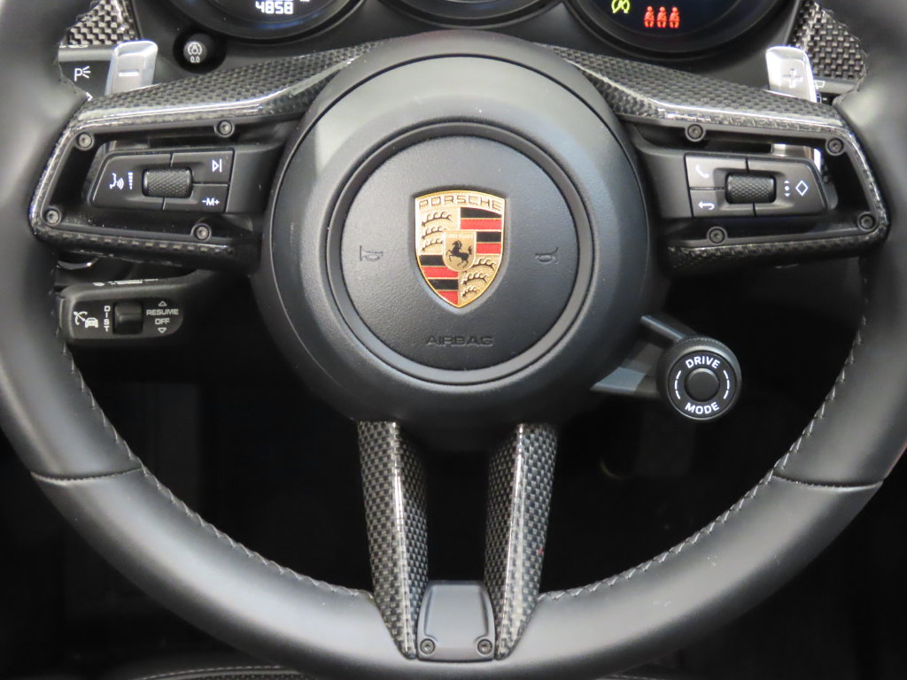 Certified 2026 Porsche Macan GTS AWD/4WD image 18