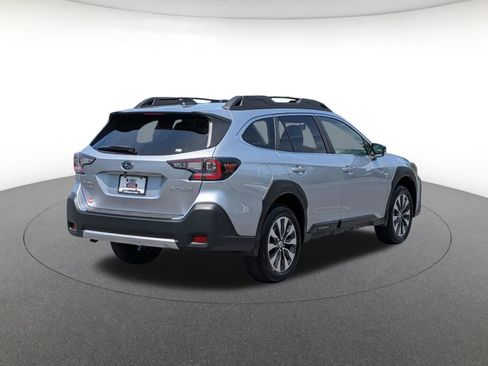 Used 2025 Subaru Outback Limited AWD/4WD image 7