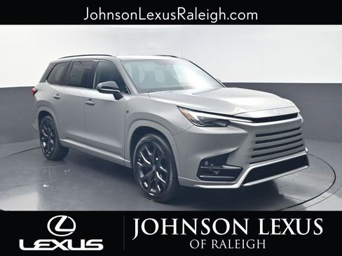 New 2026 Lexus TX 500h AWD image 3