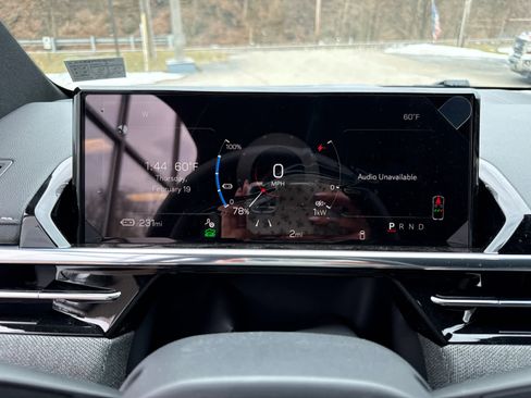 New 2026 GMC Sierra EV Elevation image 18