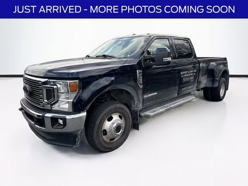Used 2022 Ford F350 Lariat w/ Lariat Ultimate Package image 3
