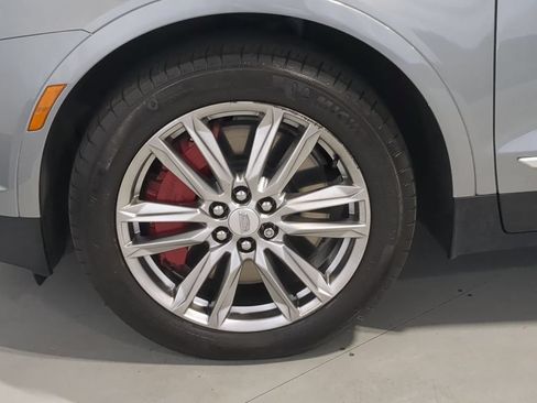 Used 2024 Cadillac XT5 Sportv AWD/4WD image 14