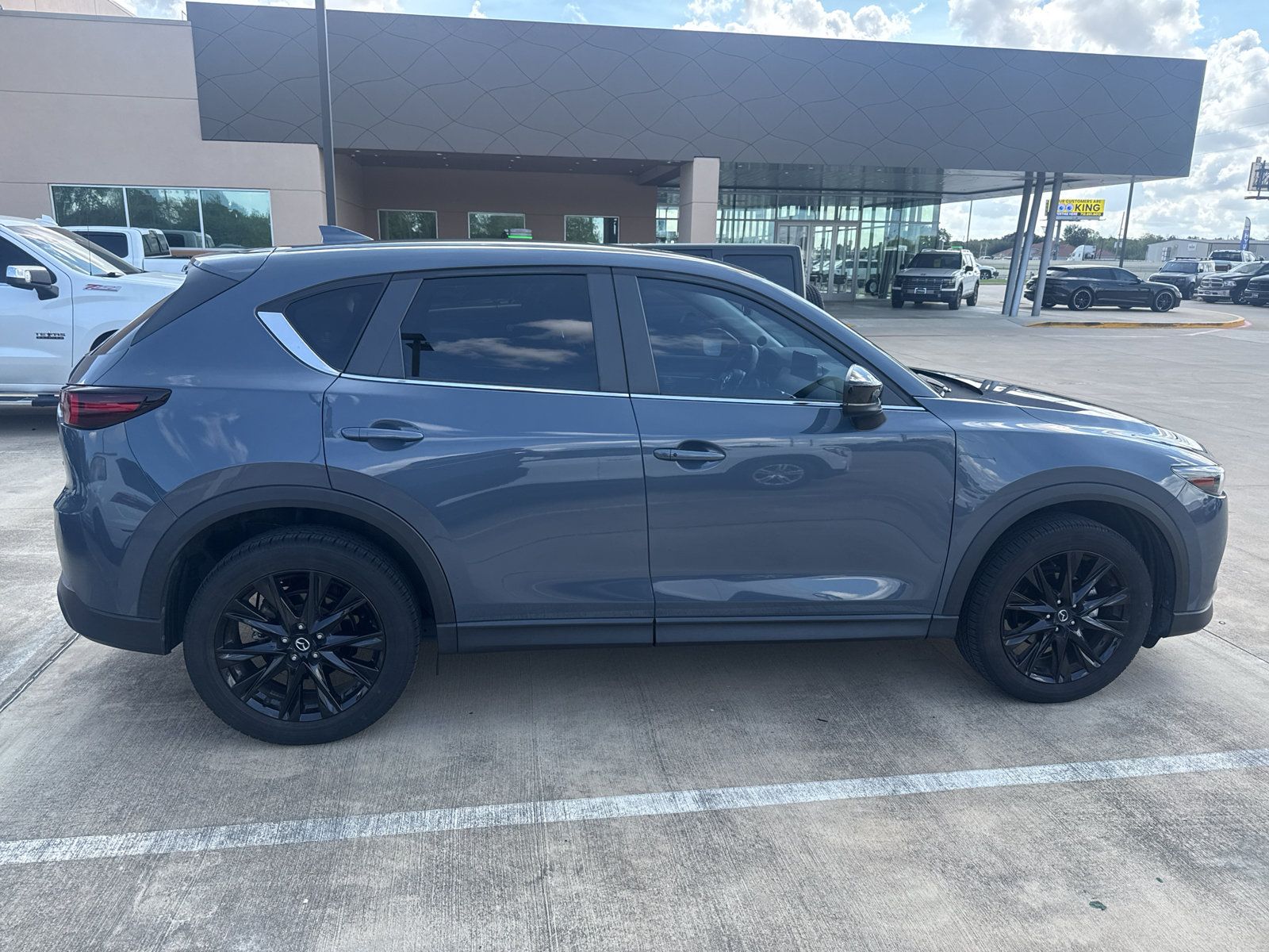 Used 2024 MAZDA CX-5 Carbon Edition AWD/4WD image 3