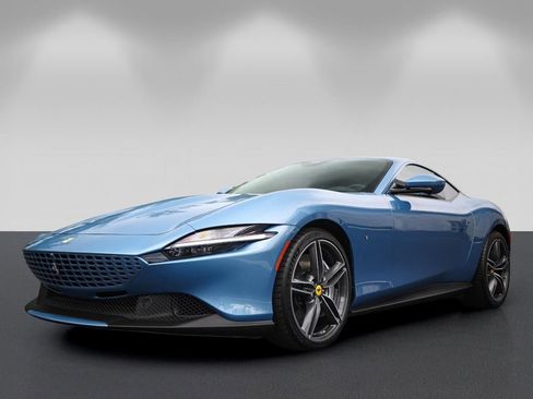 Certified 2023 Ferrari Roma RWD image 7