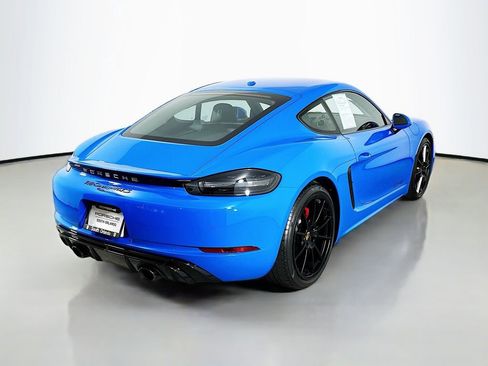 New 2025 Porsche 718 Cayman GTS image 9