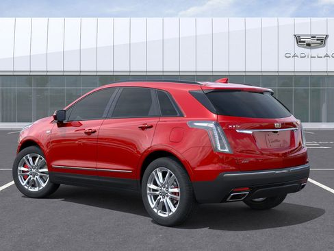 New 2026 Cadillac XT5 Sportv image 3