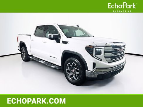 Used 2024 GMC Sierra 1500 SLE w/ Preferred Package image 1
