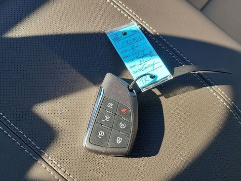 New 2026 GMC Yukon XL Elevation image 40