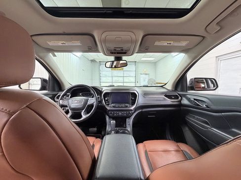 Used 2019 GMC Acadia SLT AWD/4WD image 26