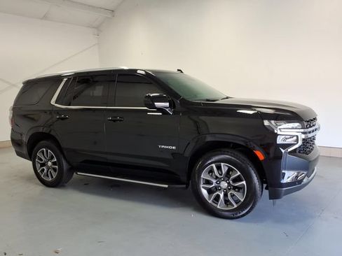Used 2024 Chevrolet Tahoe LS RWD image 2